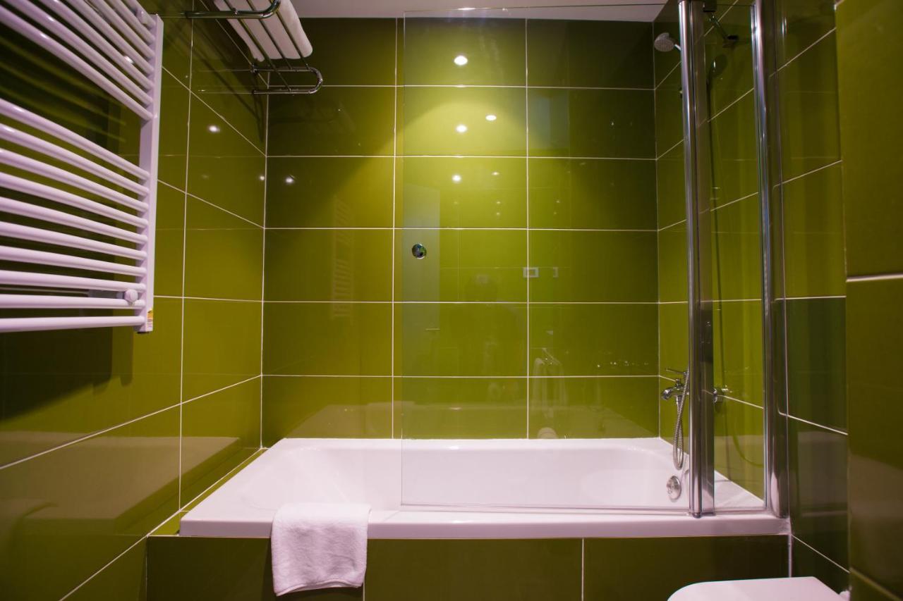 Chagala Ural Residence Atyrau Luaran gambar
